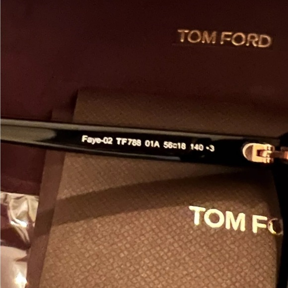 Tom Ford ‘Faye’ Sunglasses - Picture 7 of 15